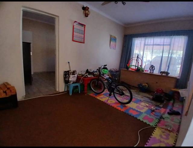 4 BEDROOM HOUSE FOR SALE IN MAGALIESKRUIN